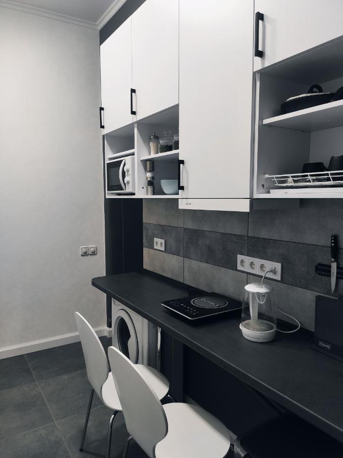 Хостел С Террасой В Центре Kharkiv Extérieur photo